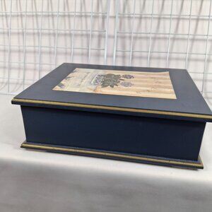 Rare Decorative Wooden Box By Atelier des Ameriques Pohenegamook Que